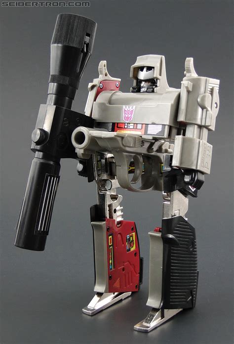 He was the leader of all the decepticons during the great war on cybertron. The real form of the G1 Megatron toy | Transformers | Know ...