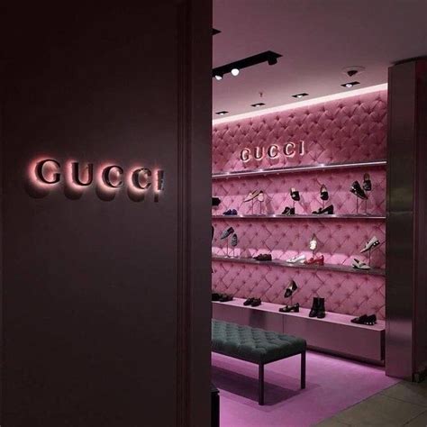Gucci nouvel onglet fonds d'écran et jeux, créé spécialement pour les fans de gucci. Gucci store | Fond d'écran téléphone, Fond d'écran gucci ...