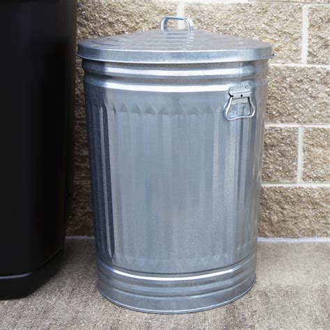 Metal Garbage Can With Lid