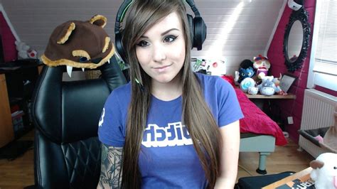 Top 10 Beautiful Female Streamers From Twitch Game In A Good Company