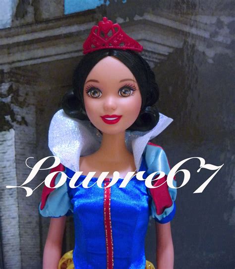 Blancanieves fue creciendo y se hacía más bella cada día. Disney Blanca Nieves Princesa Brillante Con Corona - $ 280 ...