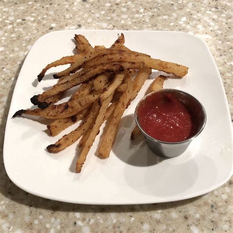 She suggests pairing with champagne (moët ice impérial to be exact), and we can't think of a better combination than french fries and champagne. Keto French Fries | Low Carb Jicama Fries | Typically Keto