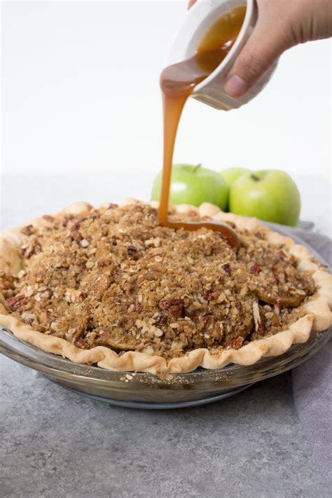 Crunchy Caramel Apple Pie Apple Pie Recipe Caramel Apple Pie Caramel Apple Dessert Pie Pie
