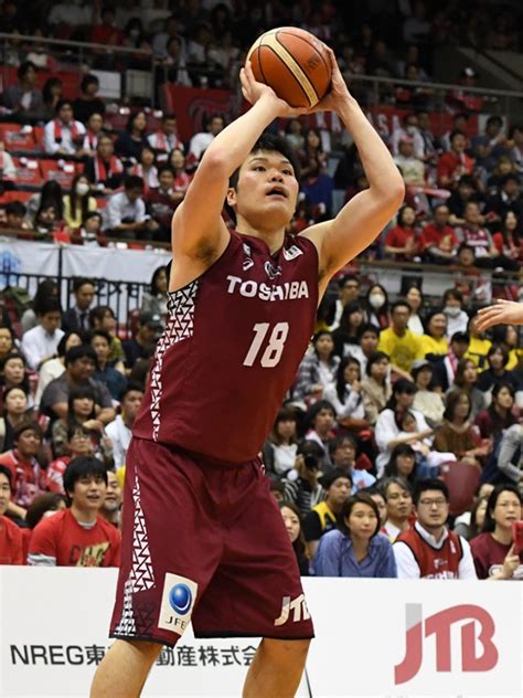 バスケットボール男子日本代表（―だんしにほんだいひょう、英：japan men's national basketball team）は、日本バスケットボール協会によって編成され、国際大会に派遣される男子バスケットボールのナショナルチーム。 バスケ日本代表選手男子 - HTFYL