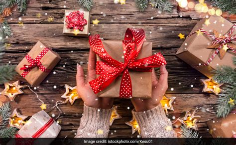 An artisan gift bursting with elegance: 5 Christmas Gifts Under Rs 500 That Are Perfect Stocking ...