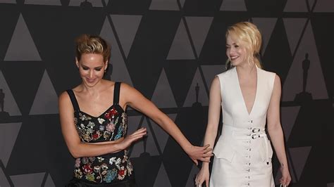Emma Stone And Jennifer Lawrence Are Friendship Goals At The 2017