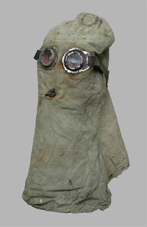 Uniforms And Personal Gear Gas Mask Hood Canada And The First World War