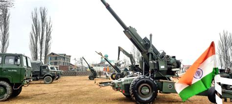 Indian Army Display Bofors Gun During The Know Your Army Event