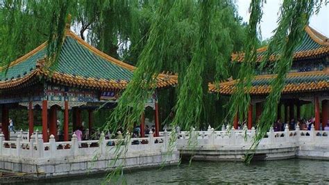 1 Day Walking Tour In Beijing Forbidden City Beihai Garden