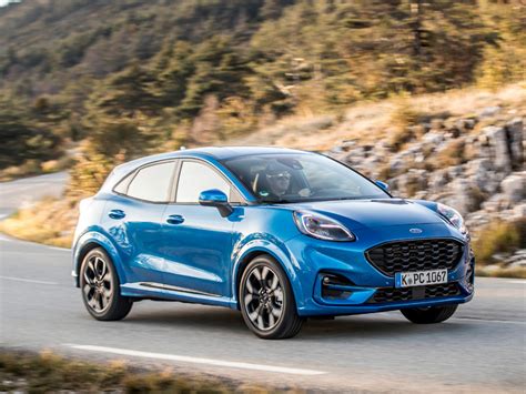 In the european market, the puma sits above the ecosport and below the kuga (also called escape ou. Ford Puma 1.0 EcoBoost Hybrid: Funktionalität trifft auf ...