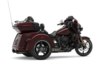 2021 Cvo Tri Glide Motorcycle Harley Davidson Usa In 2021 Motorcycle Harley Harley Davidson