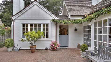 Ivy Clad: Cottage by the Sea | Cottage style, Cottage ...