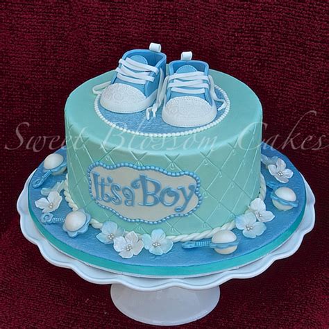 From pink and blue frosted creations to simpler gender neutral ideas that look and taste delicious. Cake For Baby Shower I Found Template For Bootie Here On ...