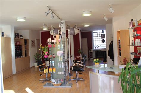 Yandex.maps shows business hours beauty salon. Salon - Hairdesign Hamburg