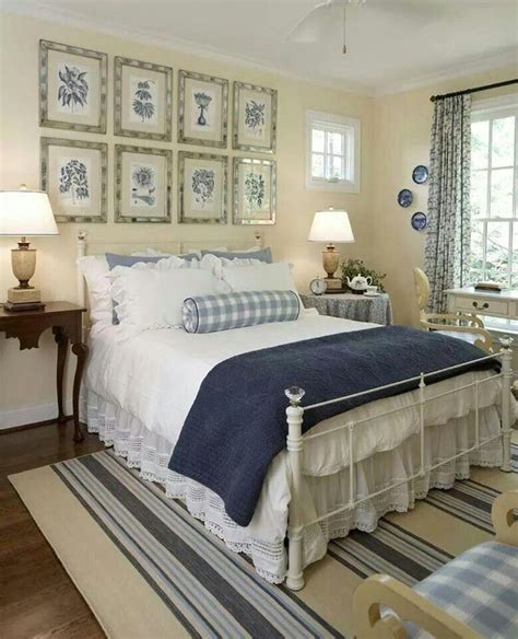 Cottage Style Bedroom In Blue And White Cottagebedroom In 2020