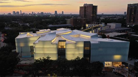 Houston Art Museum Makes Light Part Of Its Architecture Civil