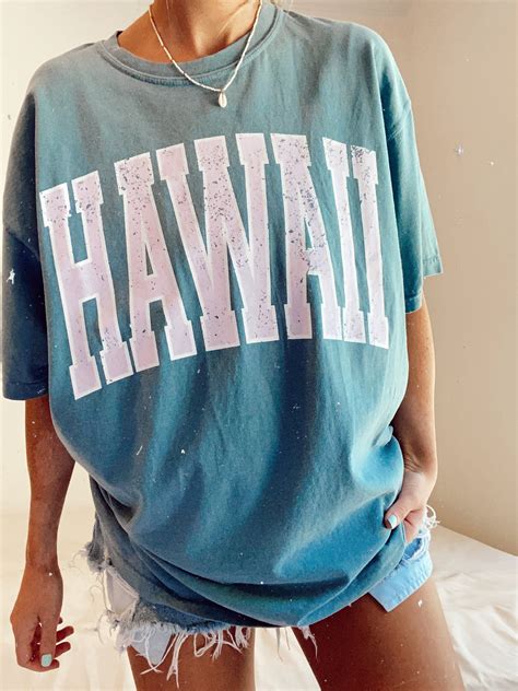 Hawaii Tee Sunkissedcoconut ️ In 2021 Aesthetic Shirts Graphic Tee