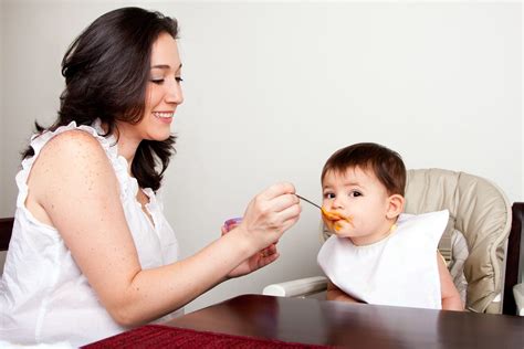 Feeding Baby: The First Year | Healthy Mom & Baby