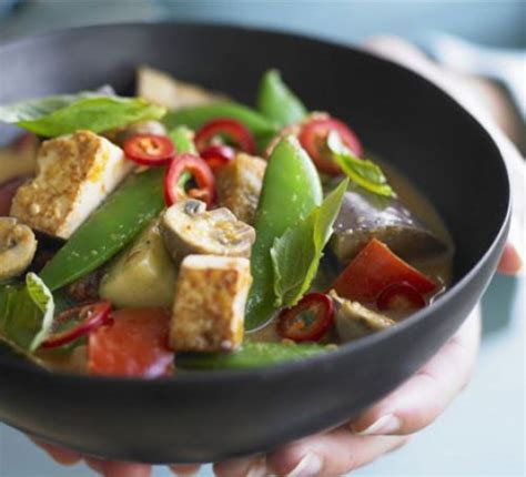 Ordering vegan thai food at restaurants. Vegan Food Near Me: Find Vegan Food Stores Near Me
