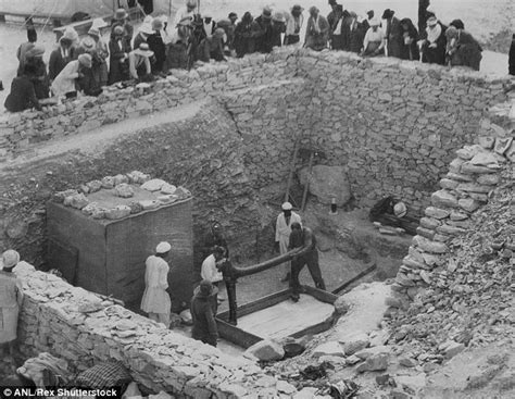 King Tutankhamun Tombs Hidden Chamber Discovered Through Testing