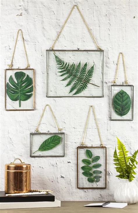 We did not find results for: Framed Faux Pressed Leaves - Project by DecoArt