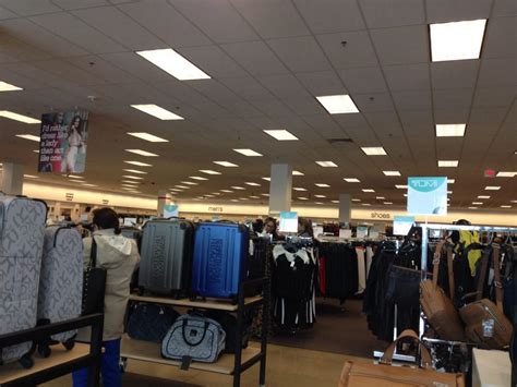 Nordstrom rack offers branded clothing and accessories for women, men, and kids at a large discount to consumers across the united states. Nordstrom Locations Near Me ~ Leather Sandals