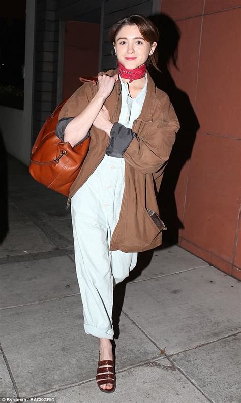 Stranger Things Natalia Dyer Out With Mystery Man In La Daily Mail