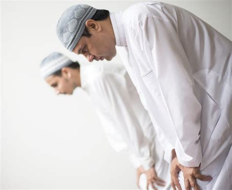 Dengan mempelajari tata cara umroh menurut sunnah pada artikel ini dapat. Tata Cara Sholat Tahajud yang Wajib Dilakukan - Umroh.com