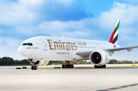 Emirates sitzplatzangebot und service der flieger nach dubai. Emirates completes Boeing 777-200LR refit and waves ...