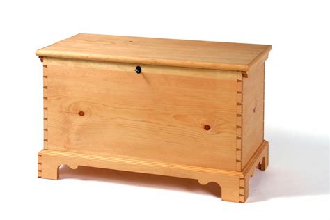 Cedar storage chest hope blanket toy box pdf download plans so you can get it now! Pine Blanket Chest Completion - FineWoodworking