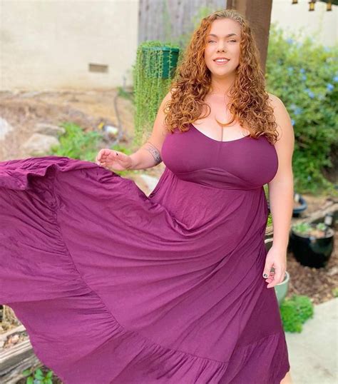 ashleigh dunn quick facts bio age height weight measurements instagram plus size model