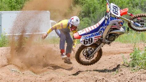 We've put together this list of the 10 craziest dirt bike jumps with videos for each one and some advanced tips for jumping dirt bikes to help you land those epic. Ronnie Mac Riding Tips - Berm Blastin | Motocross videos ...