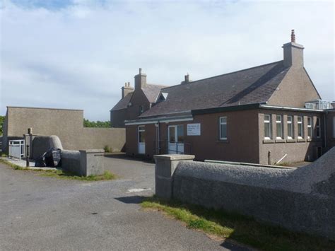 Papa Westray The School © Chris Downer Geograph Britain And Ireland