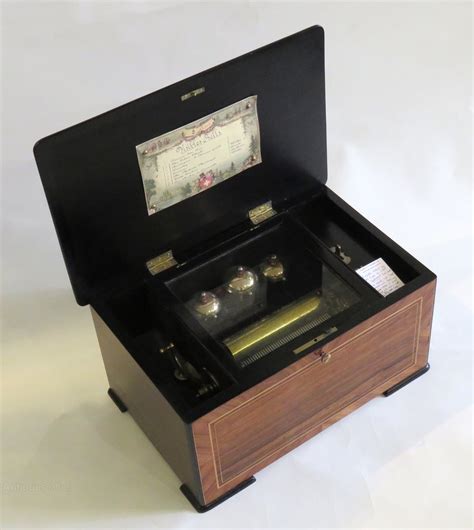 Fine quality swiss musicbox with 12 airs and a fine quality sound. Antiques Atlas - Bells In Sight Cylinder Musical Box