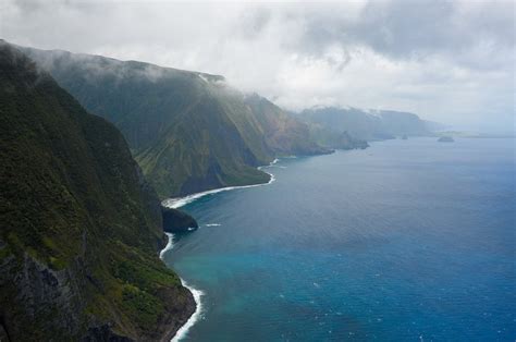 Molokoi Sea Cliffs In Hawaii Are The Worlds Largest