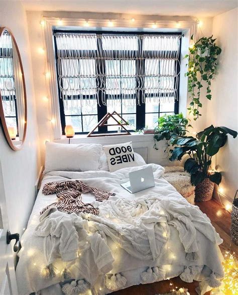 34 Inspiring Diy Bedroom Decor Ideas You Can Try Aesthetic Apartment