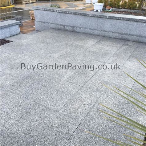 Silver Grey Granite Paving Mixed Sized Patio Pack 165m2 Flamed Surface