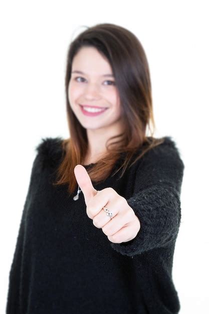 Joven Empresaria Mostrando Thumbs Up Gesto Aislado Sobre Fondo Blanco Foto Premium
