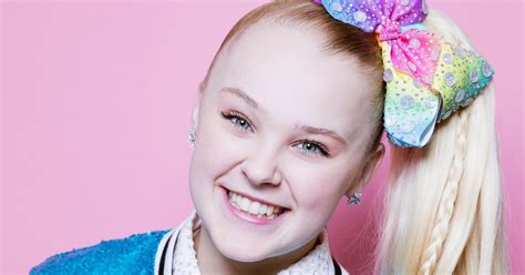 Jojo siwa — everyday popstars (d.r.e.a.m. JoJo Siwa Reveals Natural Wavy Hair on TikTok: Pic