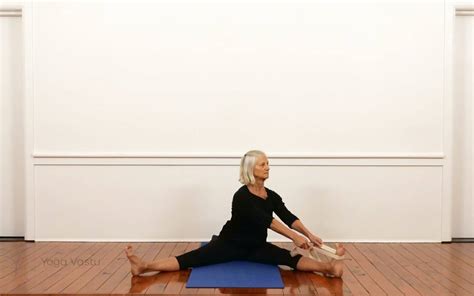 Wide Angle Seated Twist Upavistha Konasana Twist Iyengar Yoga