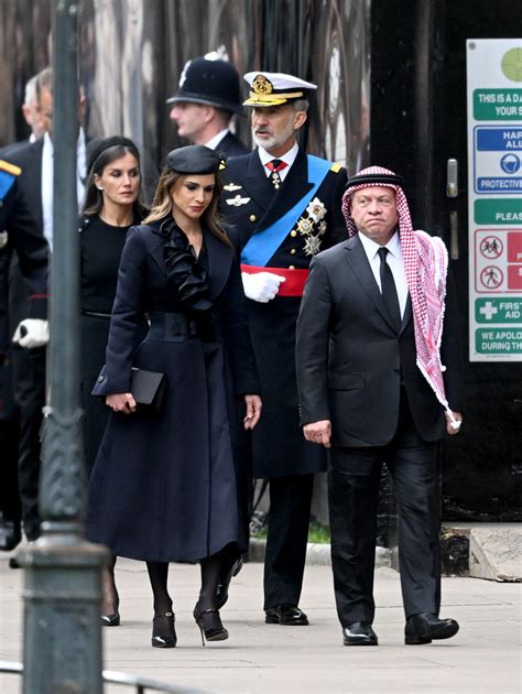 King Abdullah Ii Queen Rania Attend Queen Roya News