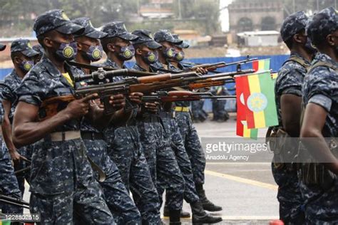 Ethiopian Police Photos And Premium High Res Pictures Getty Images