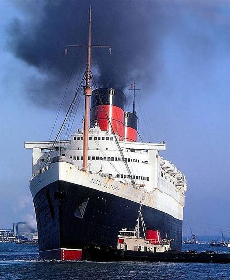 The Magnificent Rms Queen Elizabeth 1940 One Of The Finest Ocean