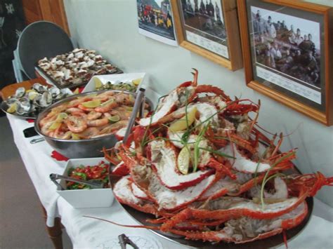 Traditionally served for christmas eve dinner, this meal consists of a spread of seven different types of seafood, from appetizers to main so put on some christmas music and read on to learn more about the origins of this special christmas dinner and how you can make your own holiday seafood feast. 21 Best Ideas Seafood Christmas Dinner - Most Popular Ideas of All Time