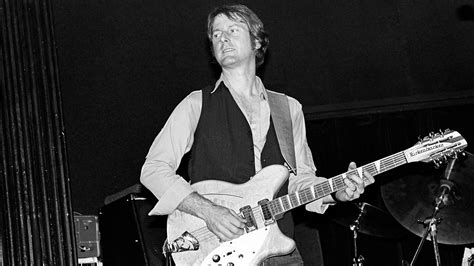 为什么the Byrds的roger Mcguinn是摇滚界最伟大的吉他英雄之一 万博manvetx网页版