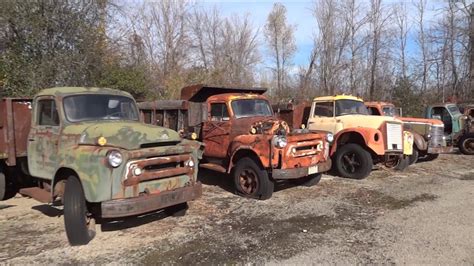 Rusting Classics Old International Truck Boneyard Youtube