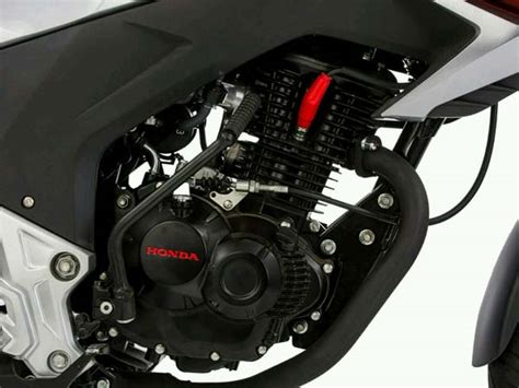 What it the oil capacity of a 2002 honda shadow 600 vlx? New Honda CB Hornet 160R - Specs And Booking Details ...