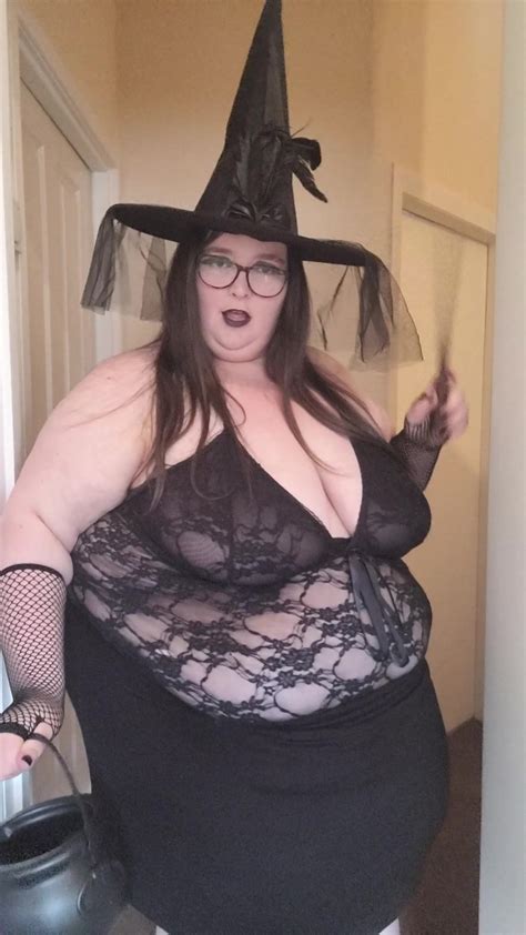 SSBBW THE FAT BULLY WITCH Clip By LadyBrads FanCentro