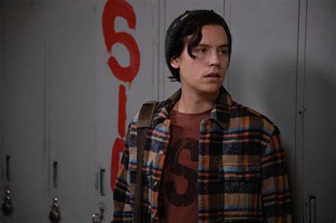 Want to go to pops? Riverdale season 5 character preview: Jughead Jones