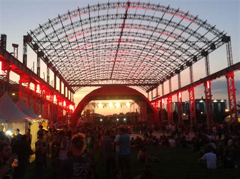 Sest), is a comune in the metropolitan city of milan, lombardy, northern italy.its railway station is the northernmost stop on the milan metro m1 line.the comune has the honorary title of city, despite being a de. Carroponte | Sesto San Giovanni | Zero
